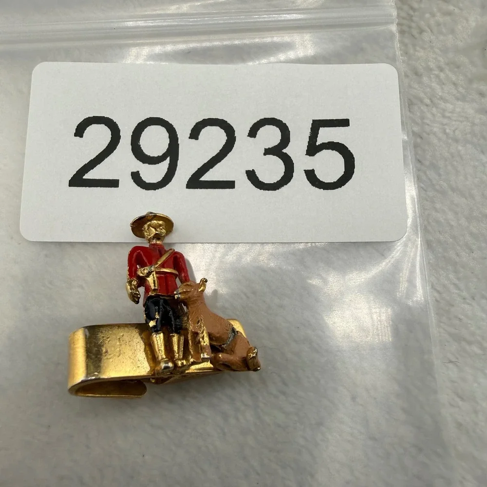 Vintage Sarah Coventry Tie Clip Gold Red RCMP Mountie Dog Figural Enamel